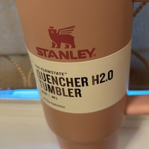 Stanley 30 oz. Stainless Steel H2.0 Flowstate Quencher Tumbler. Pink Dusk. New.